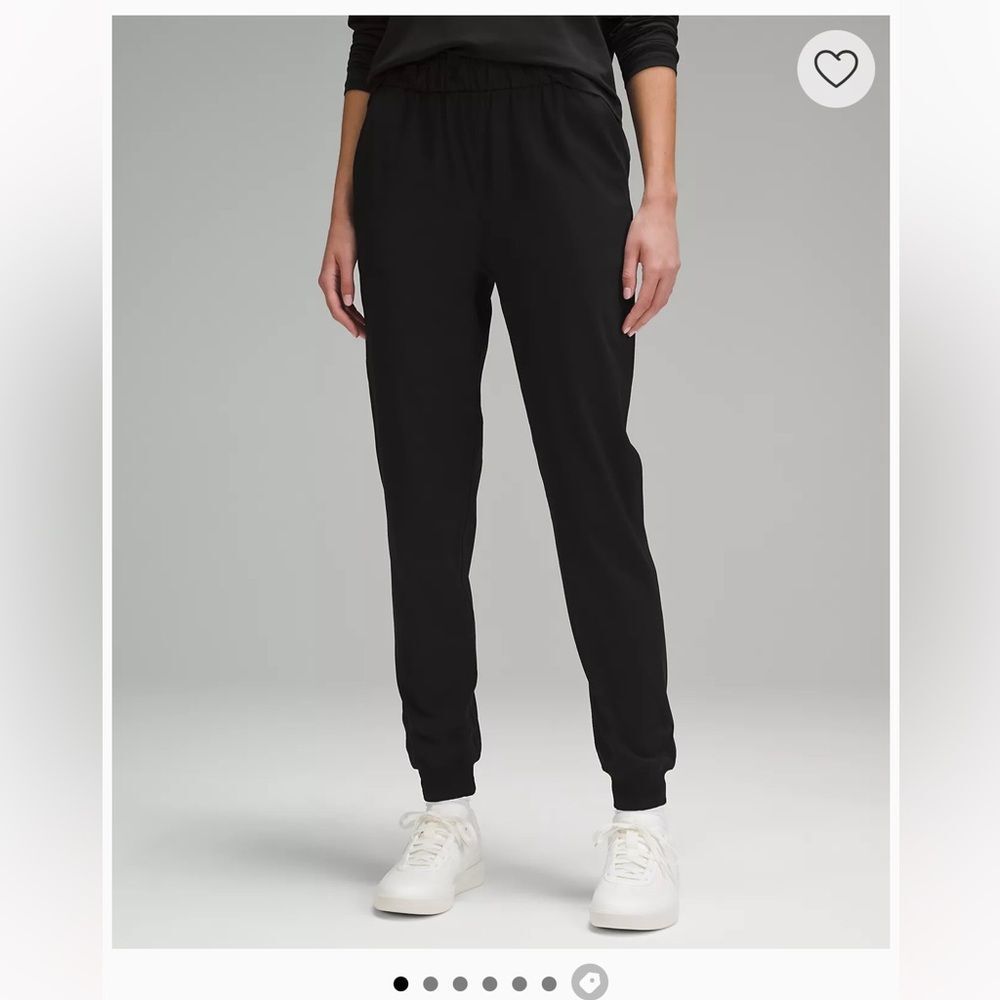 Lululemon stretch high rise joggers black size 4